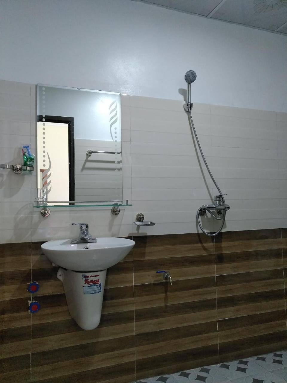 Guesthouse 51 Diện Biên Phủ Esterno foto